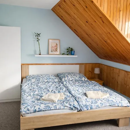 Pensión Pod Skalou 3*